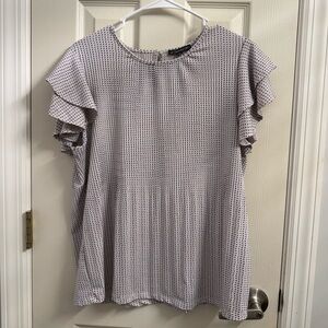 Adrianna Papell White and black Flutter Sleeve Blouse